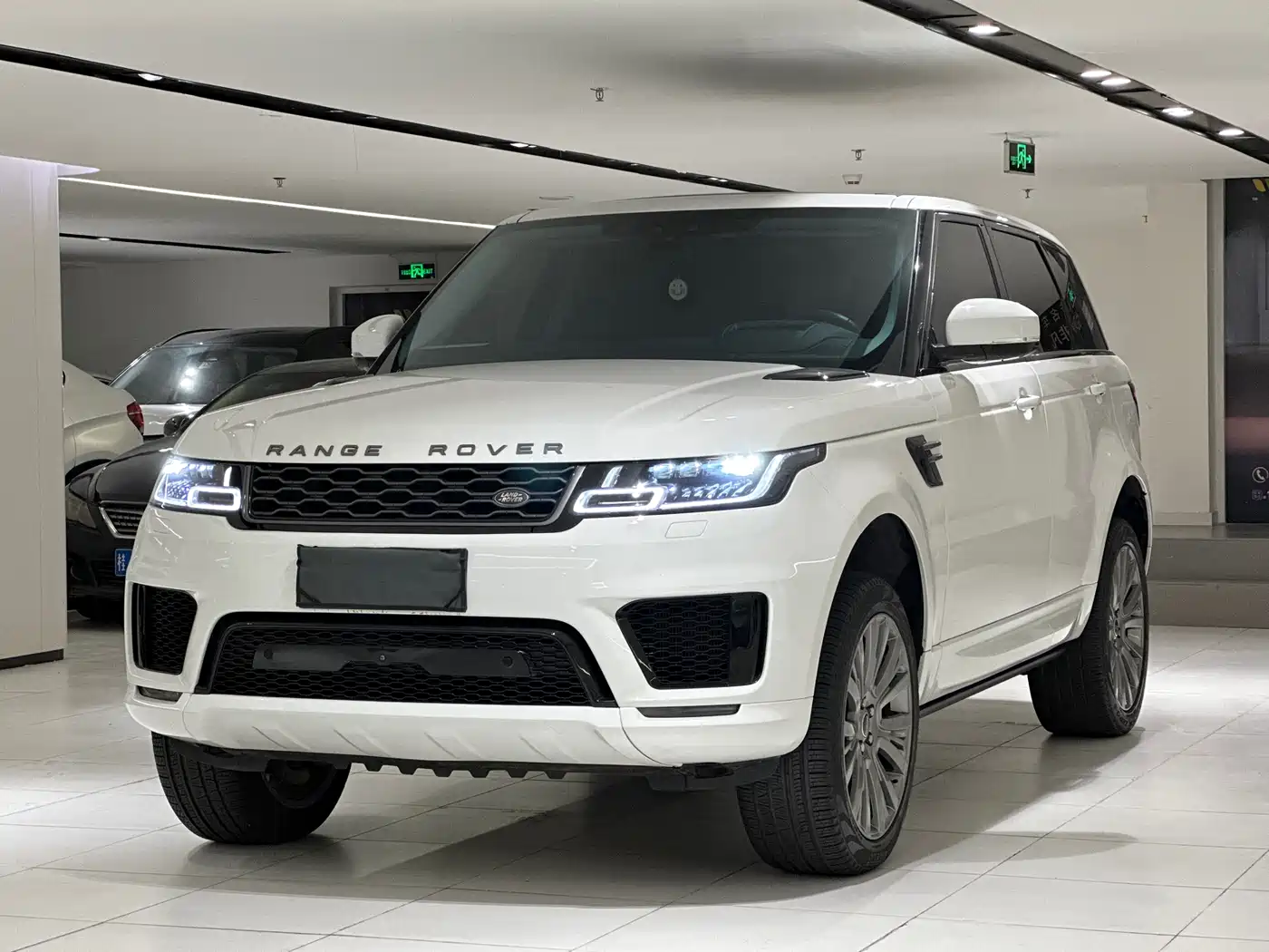 Land Rover Range Rover Sport 2020 3.0 L6 HSE DYNAMIC