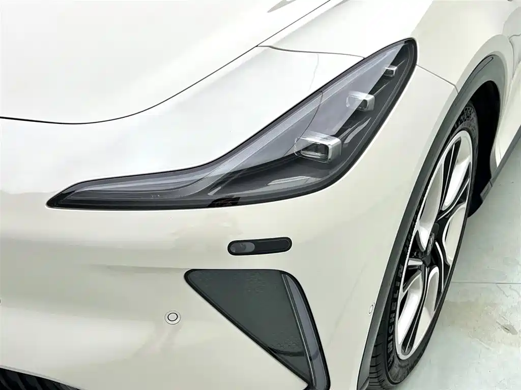 ZHIJI AUTOMOBILE ZHIJI LS7