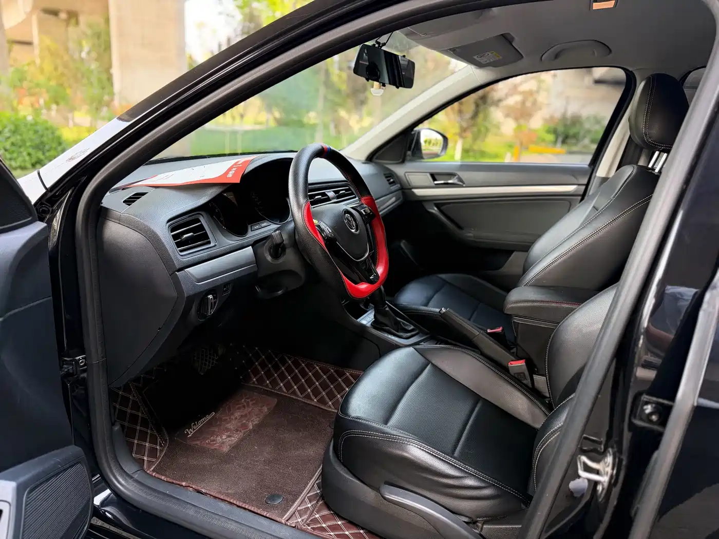 Volkswagen Lavida 2019 Lavida Start 1.5L Auto Trend (China VI) фото 12