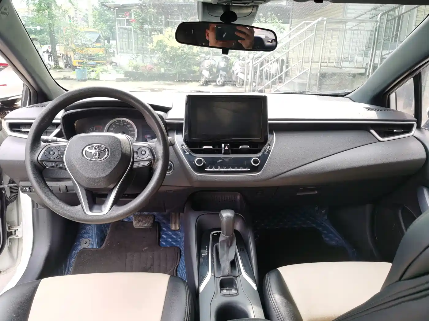 Toyota Levin 2019 185T CVT Luxury Edition China V фото 9