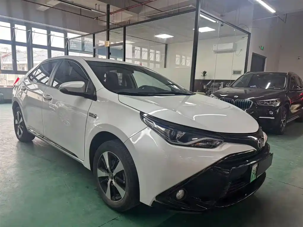 Toyota Levin Twin Engine E+ 2019 1.8PH GS E-CVT Elite Edition фото 10