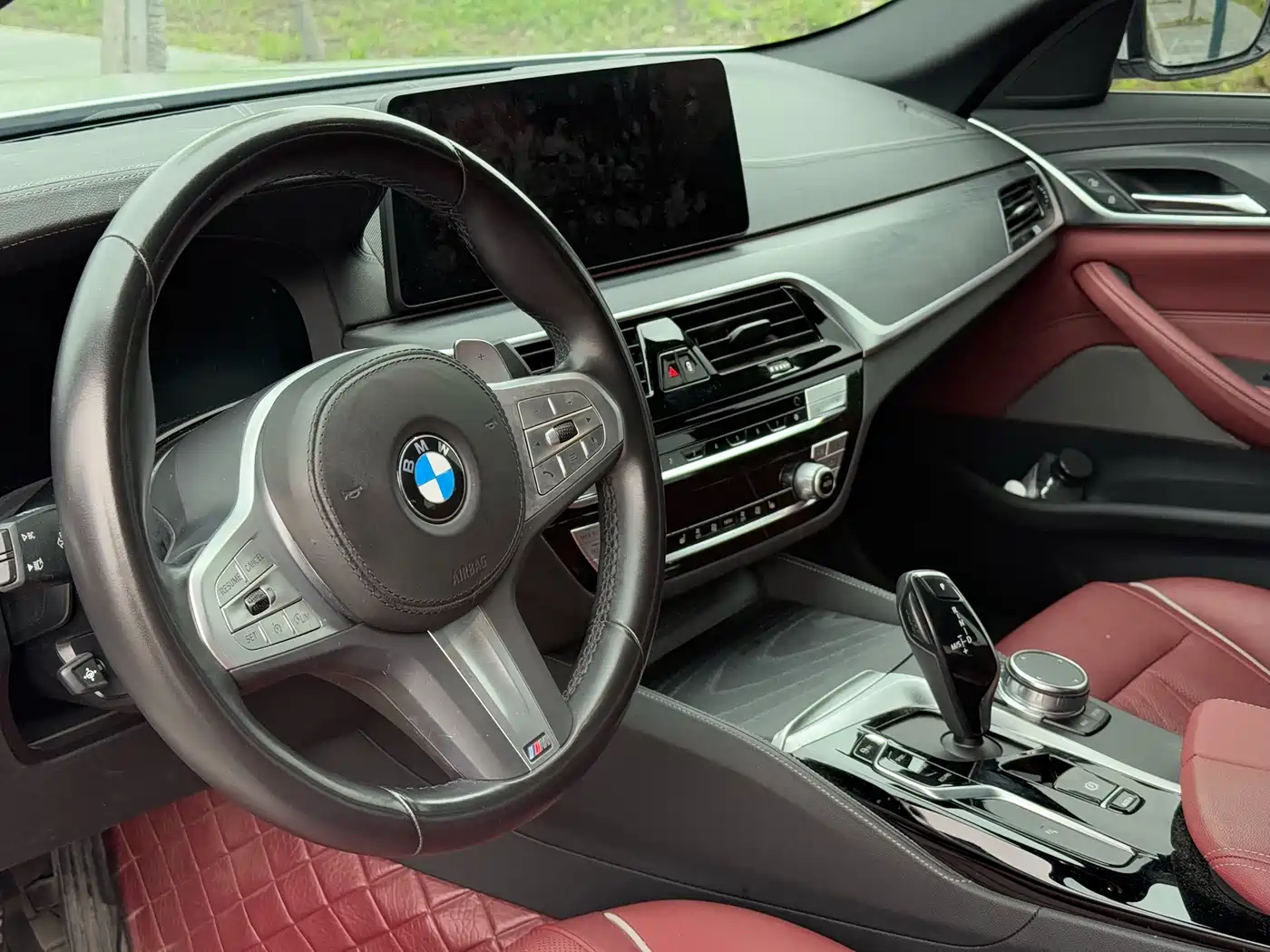 BMW 5 Series 2023 530Li Leading M Sport Package фото 6