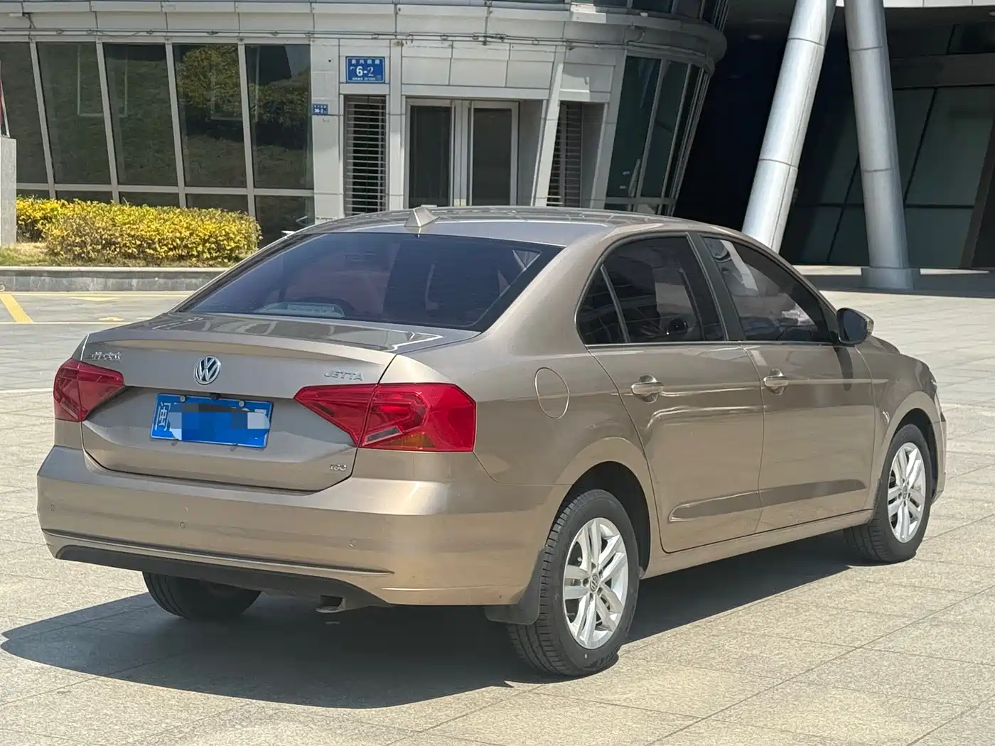 Volkswagen Jetta 2017 1.5L Automatic Comfort фото 4