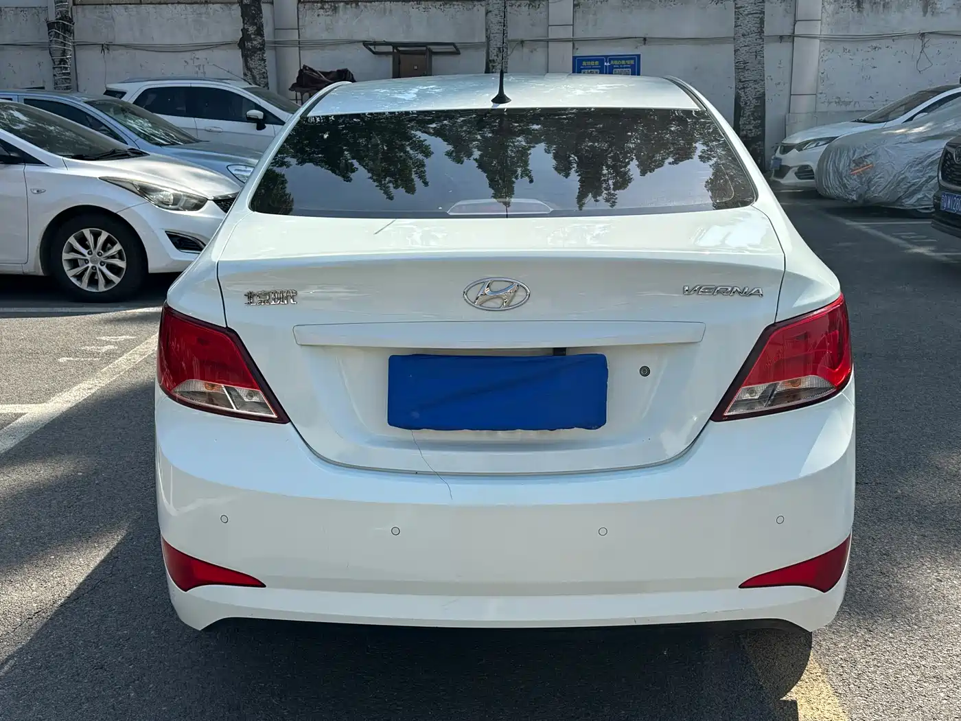 Hyundai Verna 2016 1.4L Manual Smart GLS фото 2