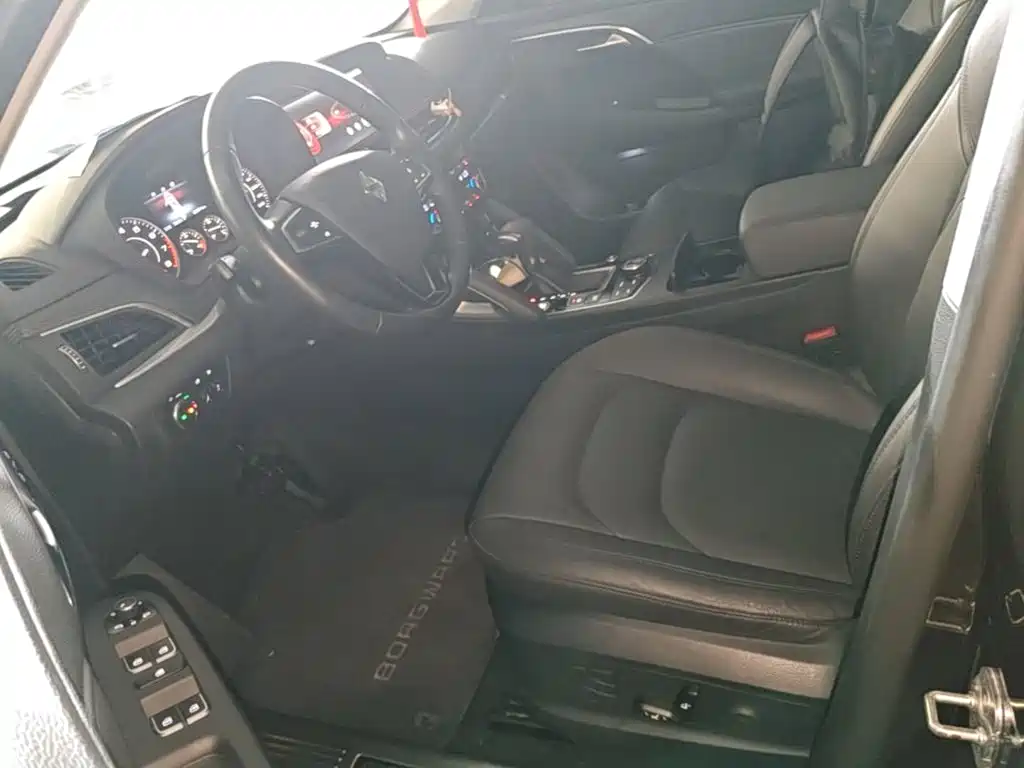 Borgward BX7 2017 2016 28T 2WD Luxury 7-seater
