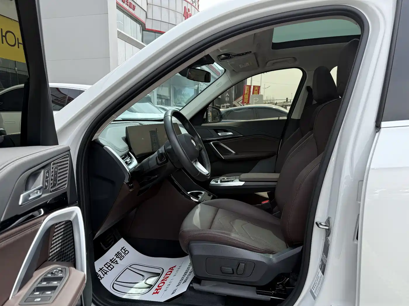 BMW X1 2023 sDrive20Li X Design Package фото 7
