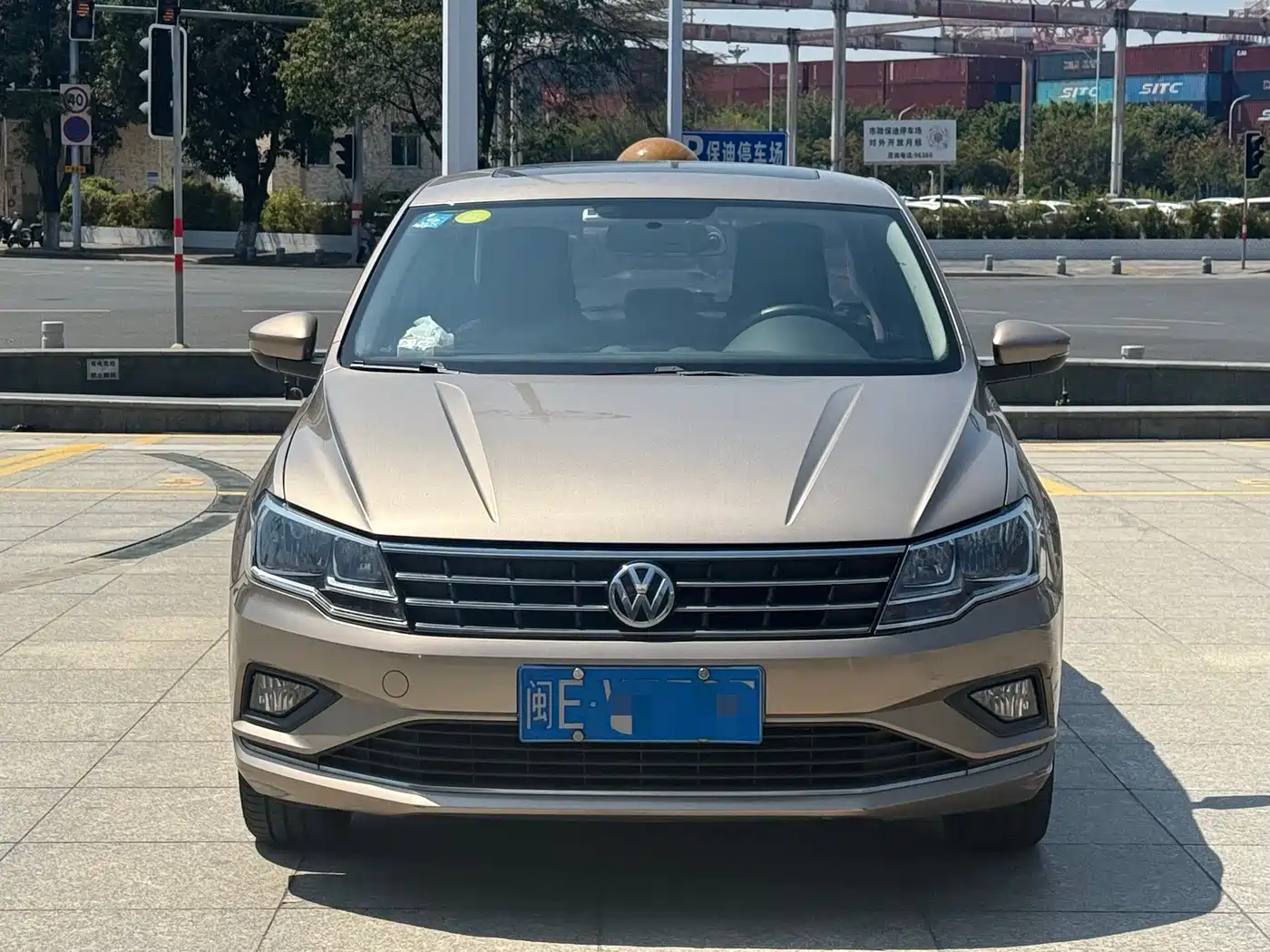 Volkswagen Jetta 2017 1.5L Automatic Comfort фото 2