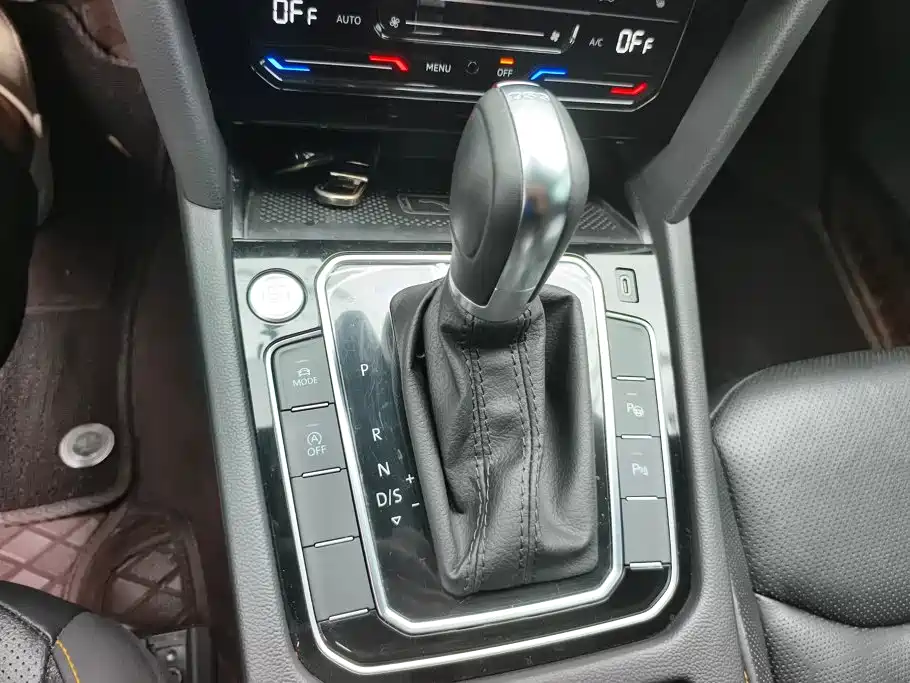 Volkswagen FAW-Volkswagen CC 2024 2024 380TSI Eye-catching Edition
