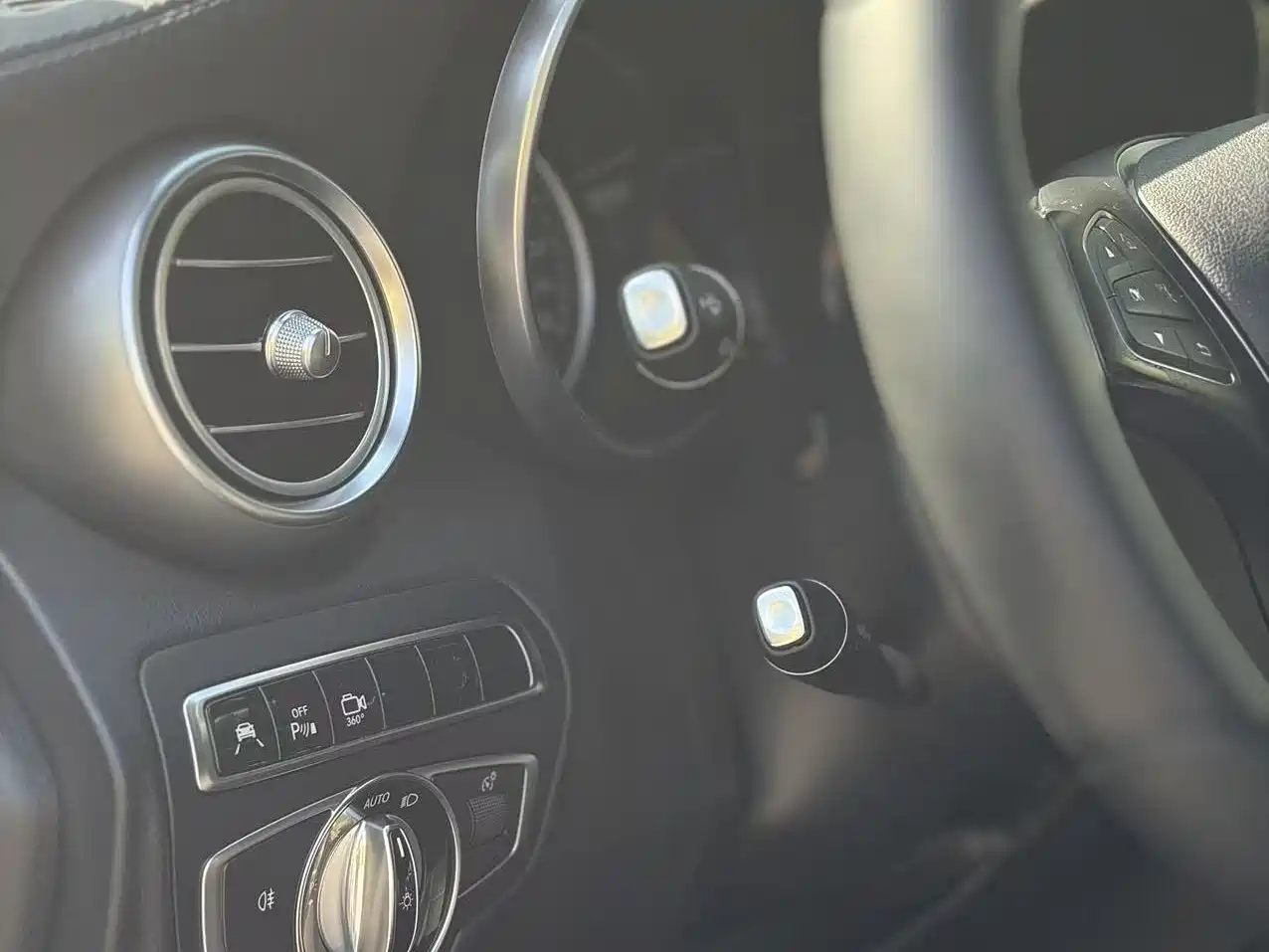 Mercedes-Benz GLC 2016 GLC 260 4MATIC Luxury фото 10