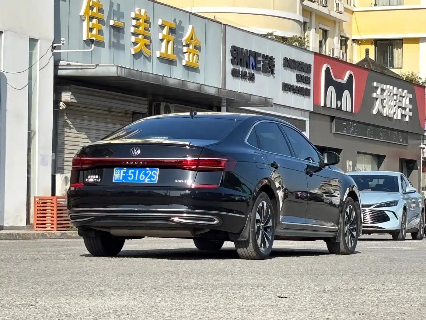 Volkswagen Passat 2023 Facelift 330TSI Starlight Elite Edition фото 4