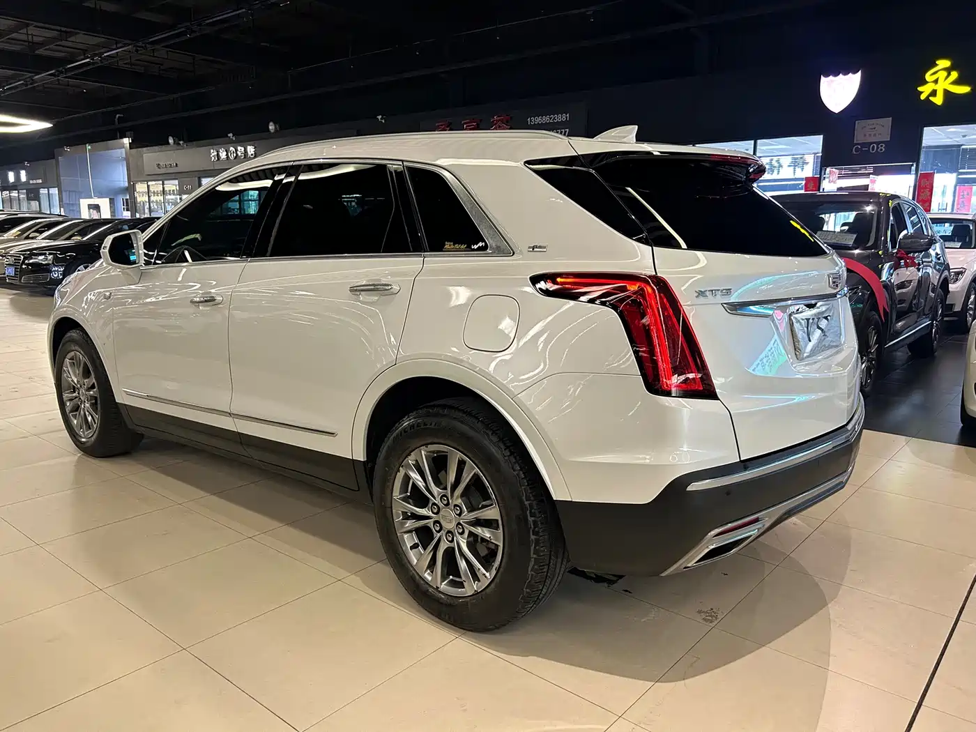Cadillac XT5 2020 28T Luxury Model фото 11