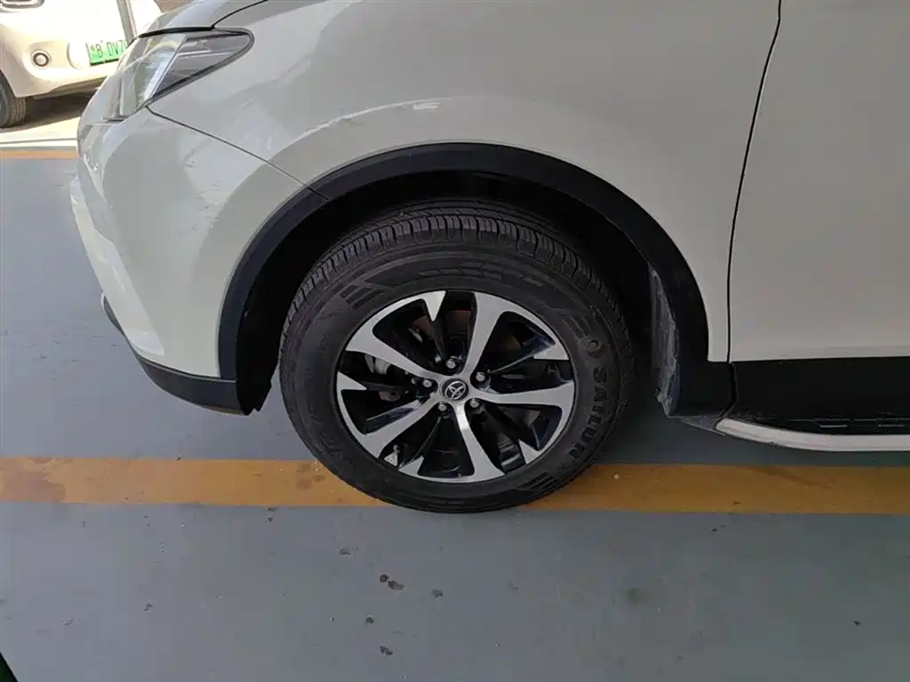 Toyota RAV4 Rongfang 2016 2.0L CVT 2WD Smart (China V) фото 23