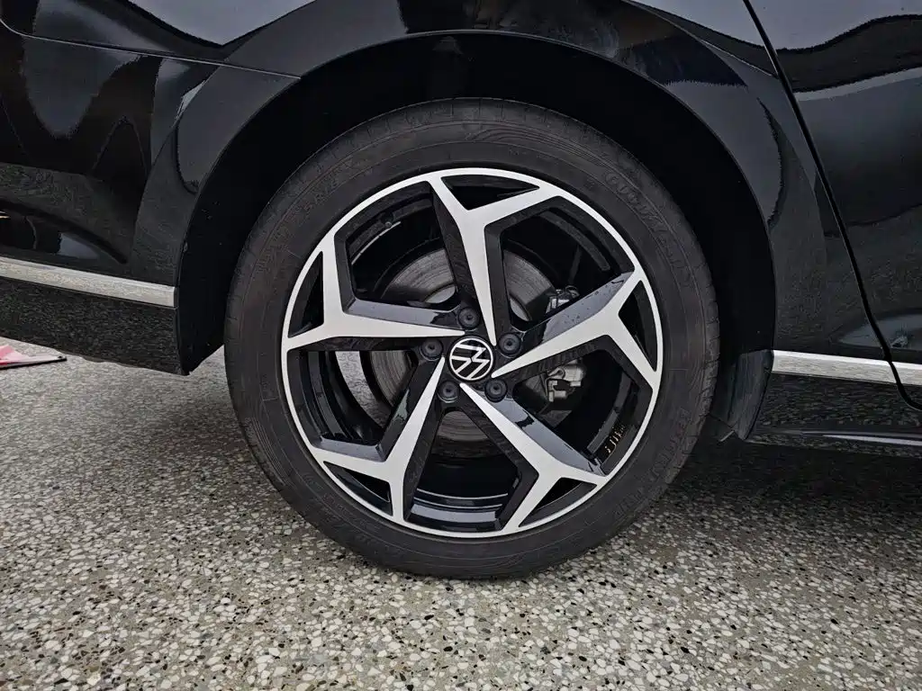 Volkswagen Magotan 2026 2026 Model 30 Million Special Selection 380TSI DSG Luxury