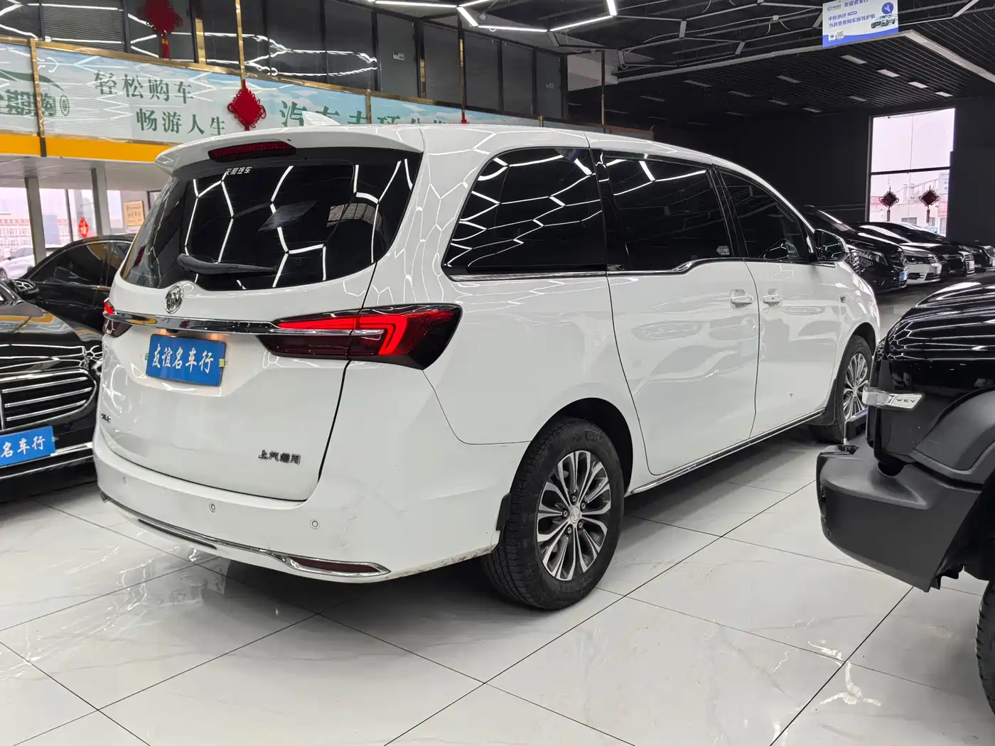 BUICK GL8