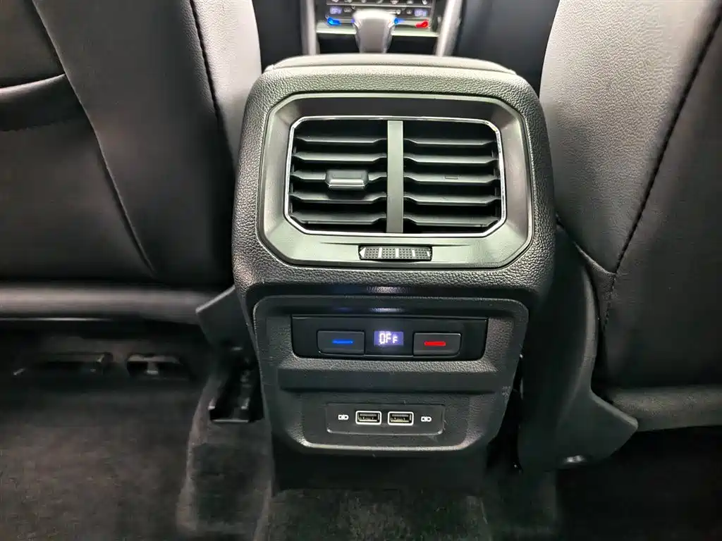 VOLKSWAGEN TIGUAN L NEW ENERGY