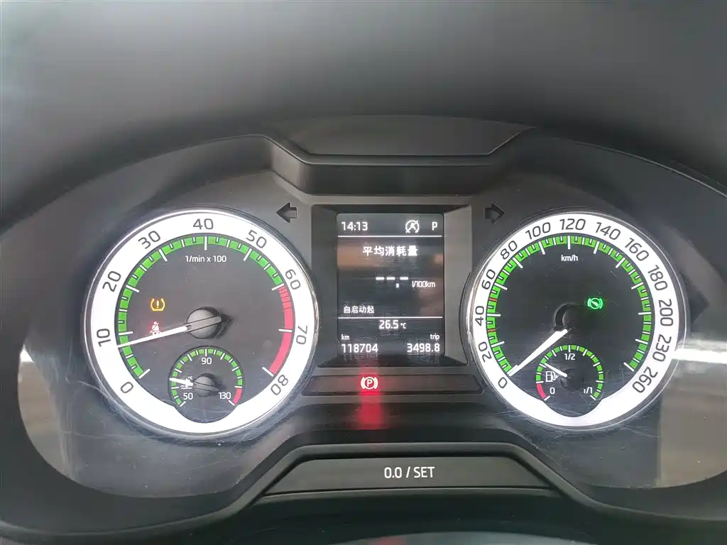 Škoda Octavia 2018 TSI230 DSG Luxury Edition фото 12