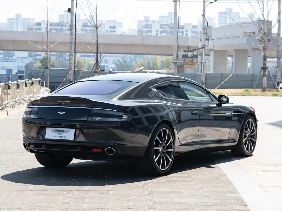 Aston Martin Rapide 2016 6.0L S фото 5