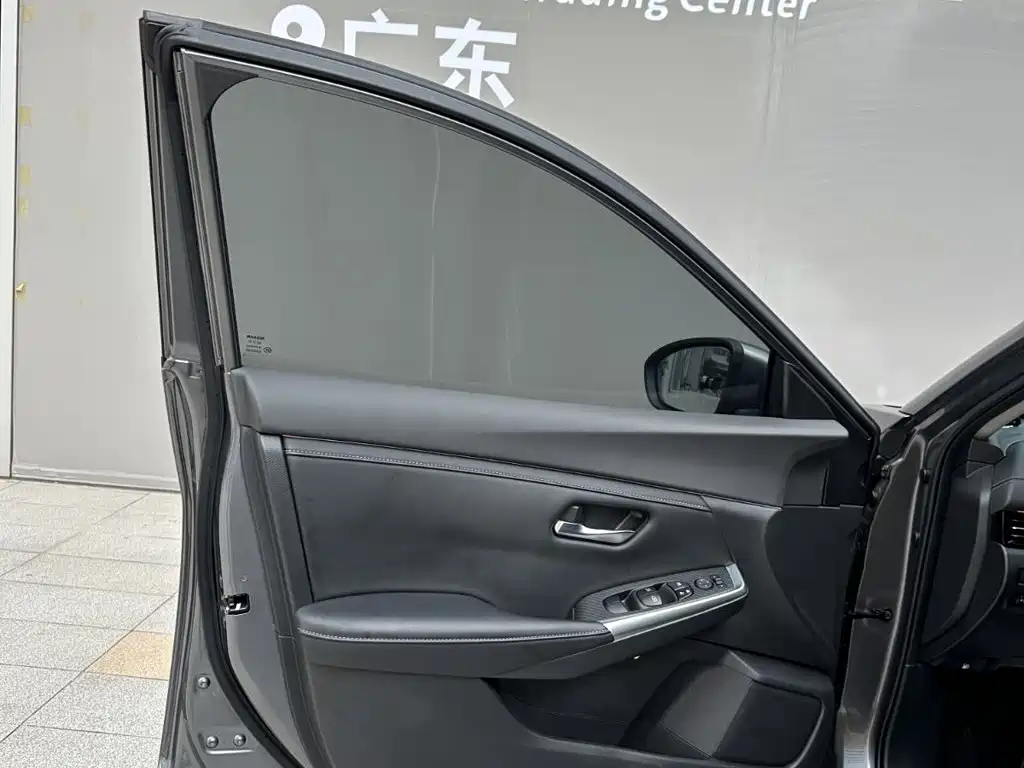 Nissan SYLPHY, миниатюра 20