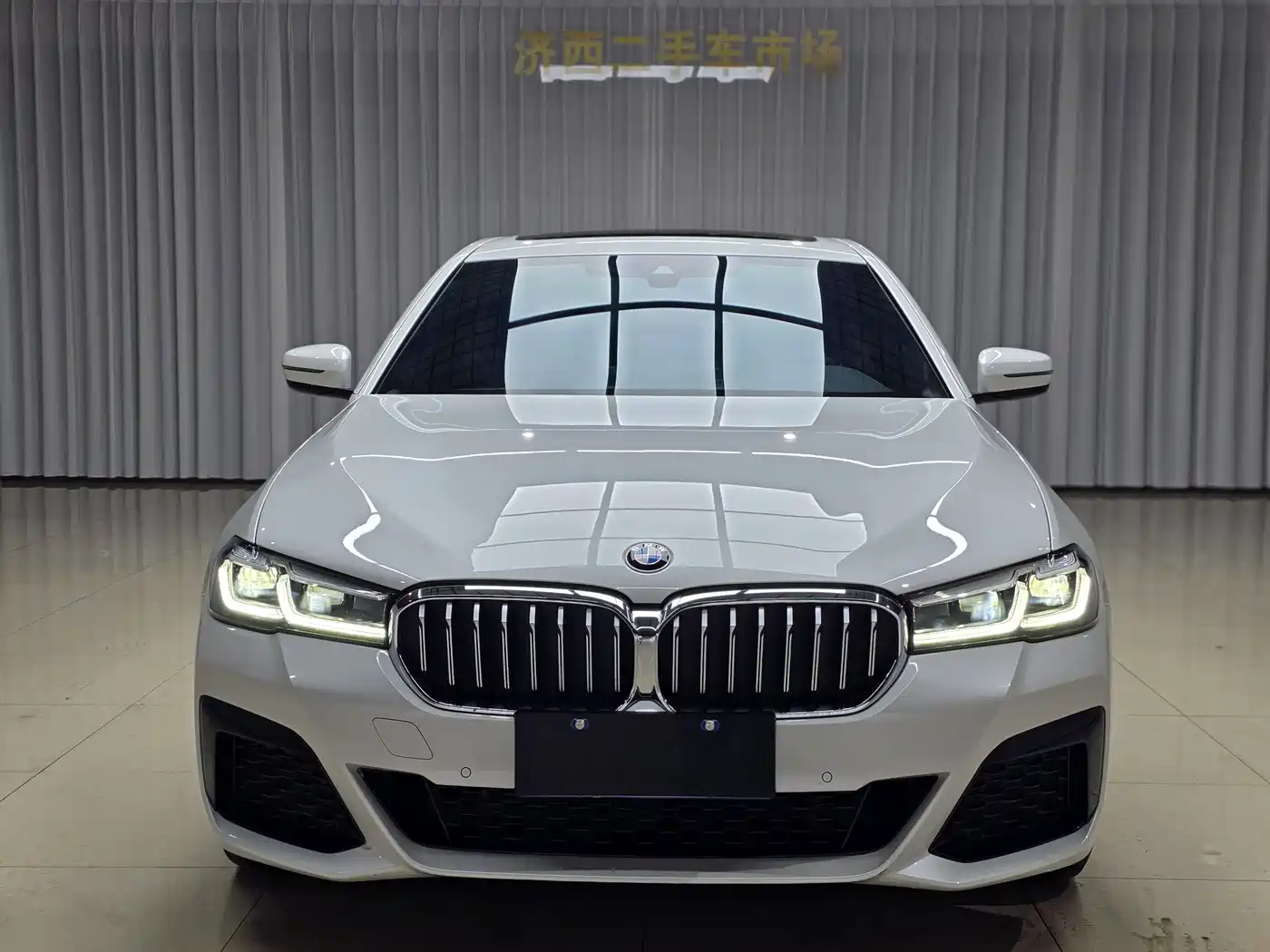BMW 5 Series 2022 530Li Leading M Sport Package фото 2