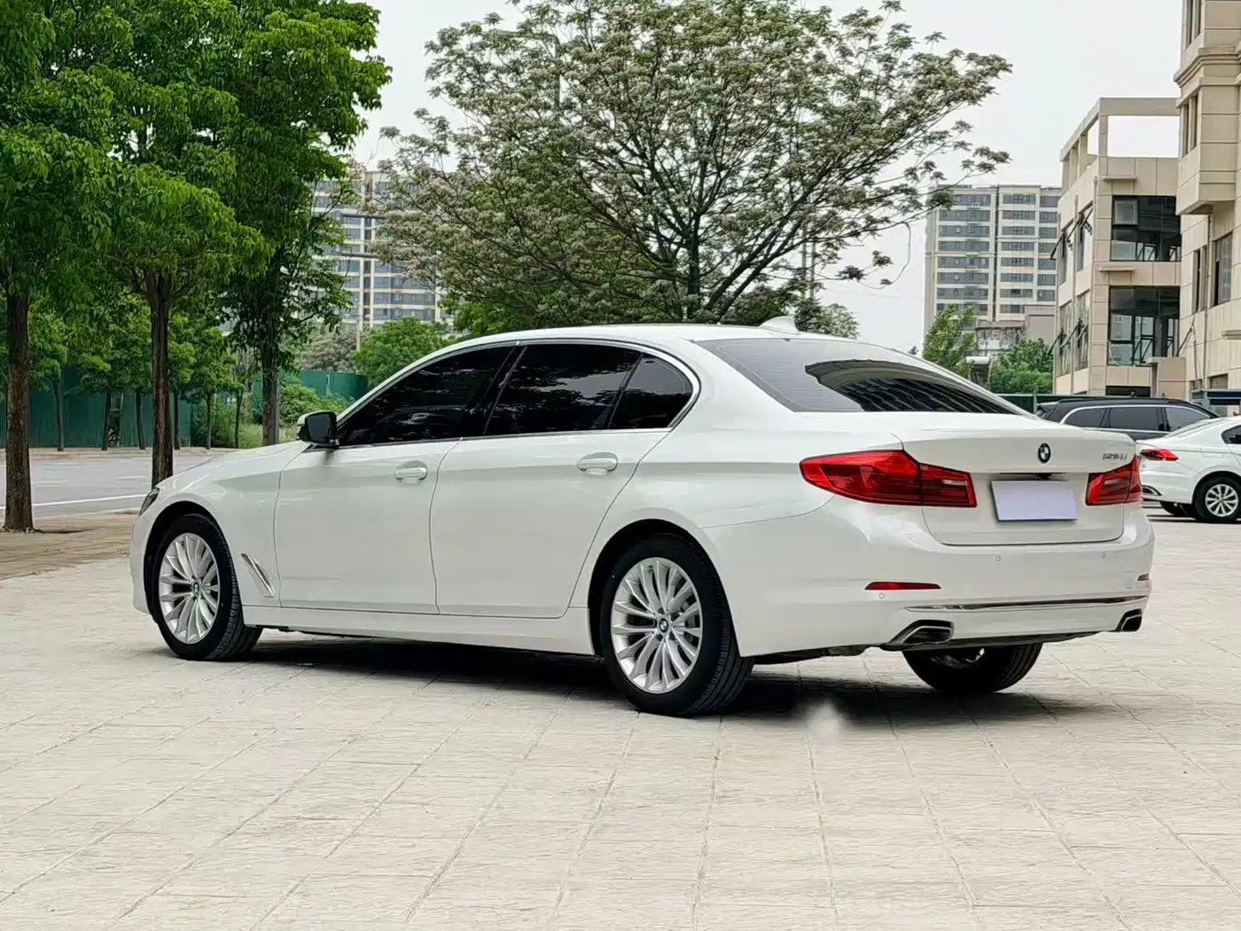 BMW 5 Series 2019 Facelift 525Li Luxury Package фото 9