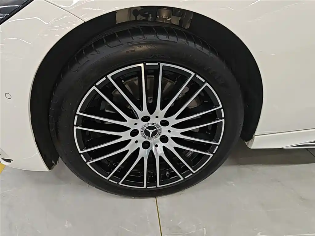 Mercedes-Benz C-Class 2025 Facelift C 260 L Sport Edition фото 22