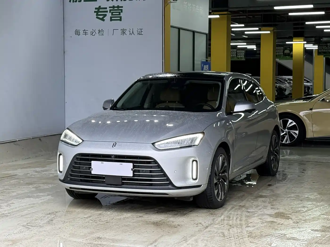 AITO Wenjie AITO M5 2022 Extended Range AWD Flagship