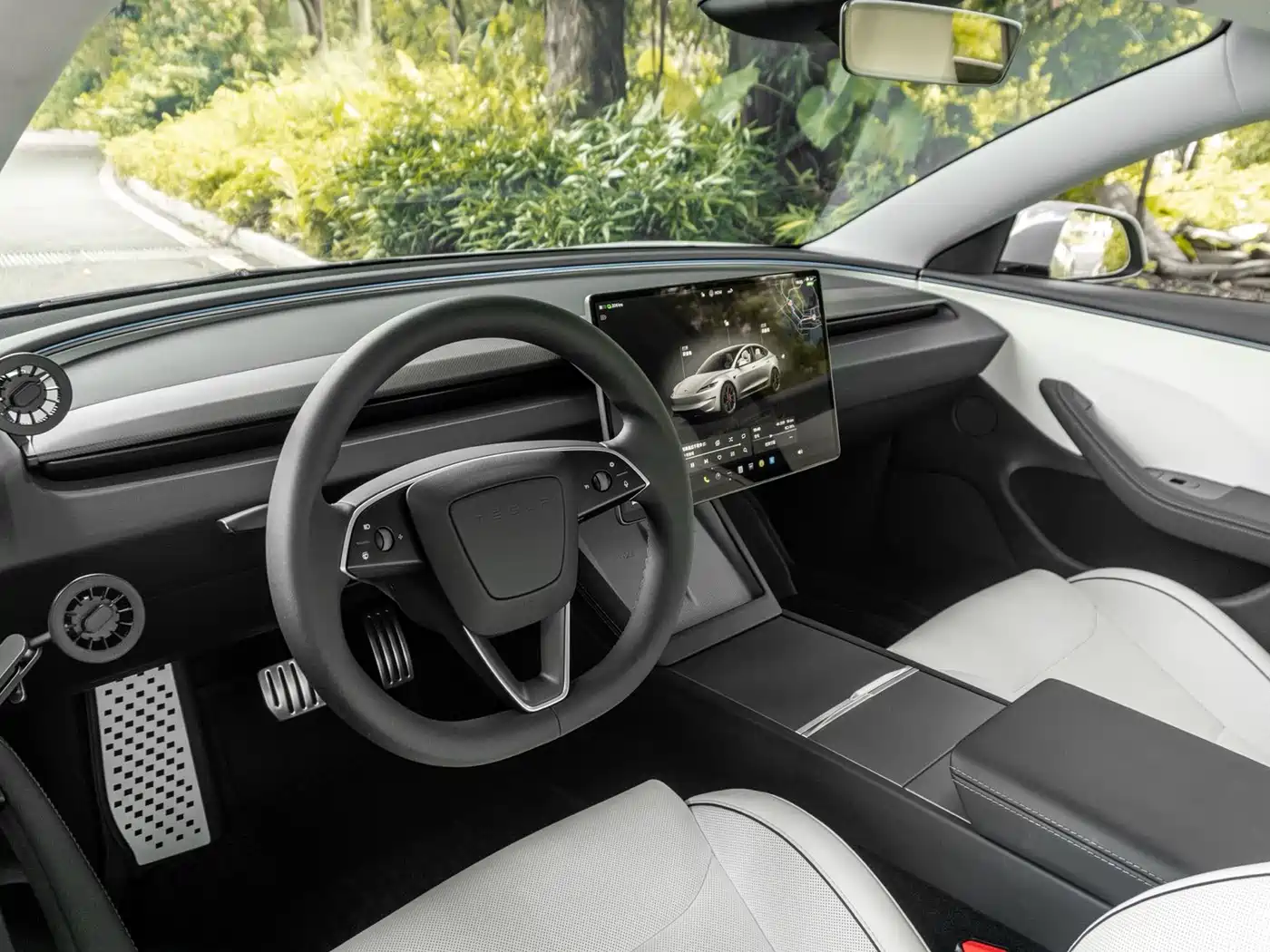 Tesla Model 3 2025 Model Year Facelift Performance All-Wheel Drive фото 8