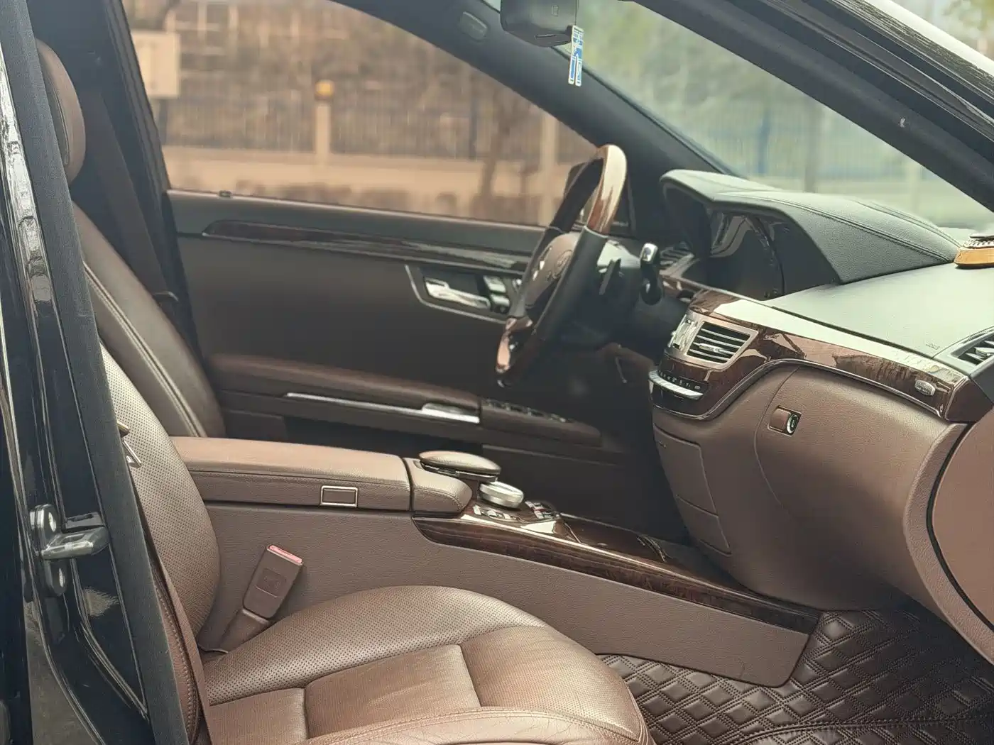 Mercedes-Benz S-Class 2012 S 350 L Grand Edition фото 8