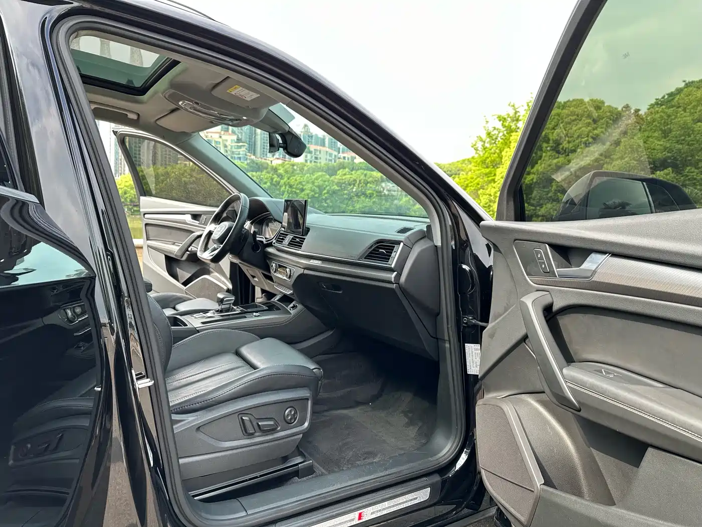 Audi Q5L 2022 Facelift 40T Luxury Elegance фото 10