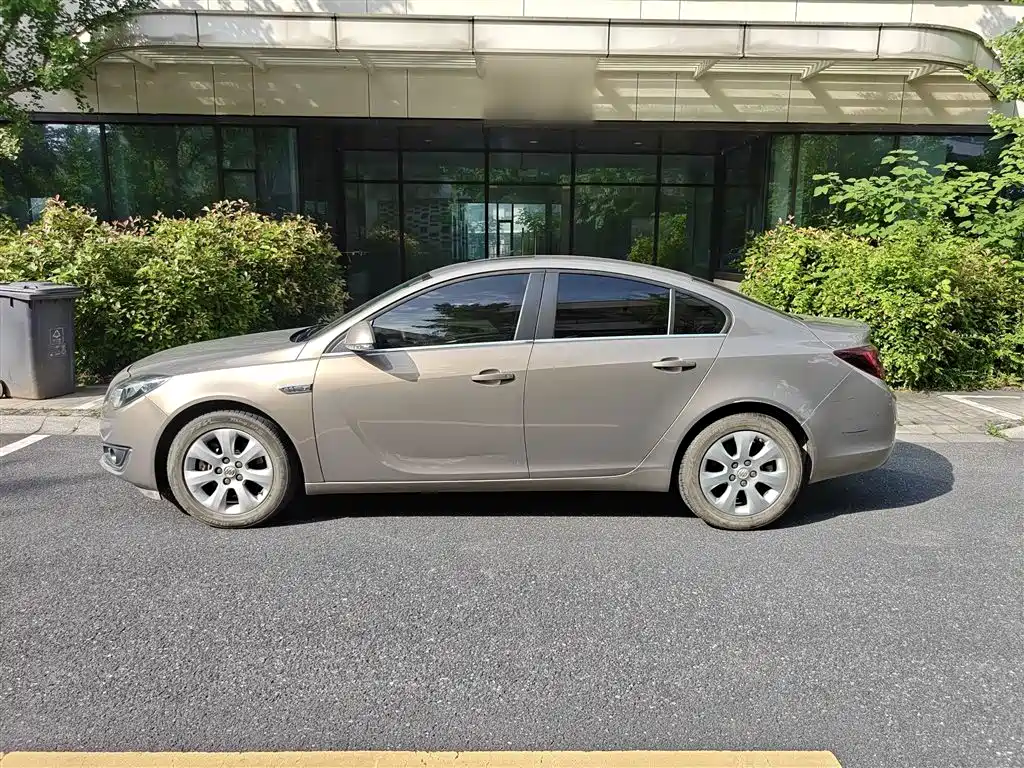 Buick Regal 2015 1.6T Leading Tech Edition фото 12