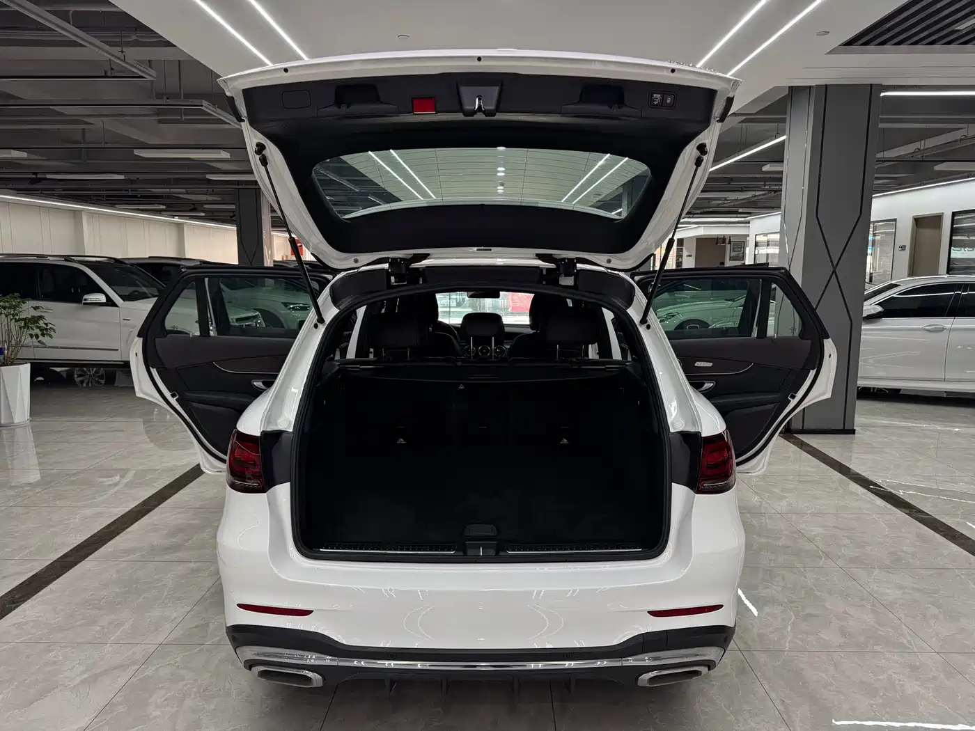 Mercedes-Benz GLC 2020 Facelift GLC 300 L 4MATIC Dynamic фото 19