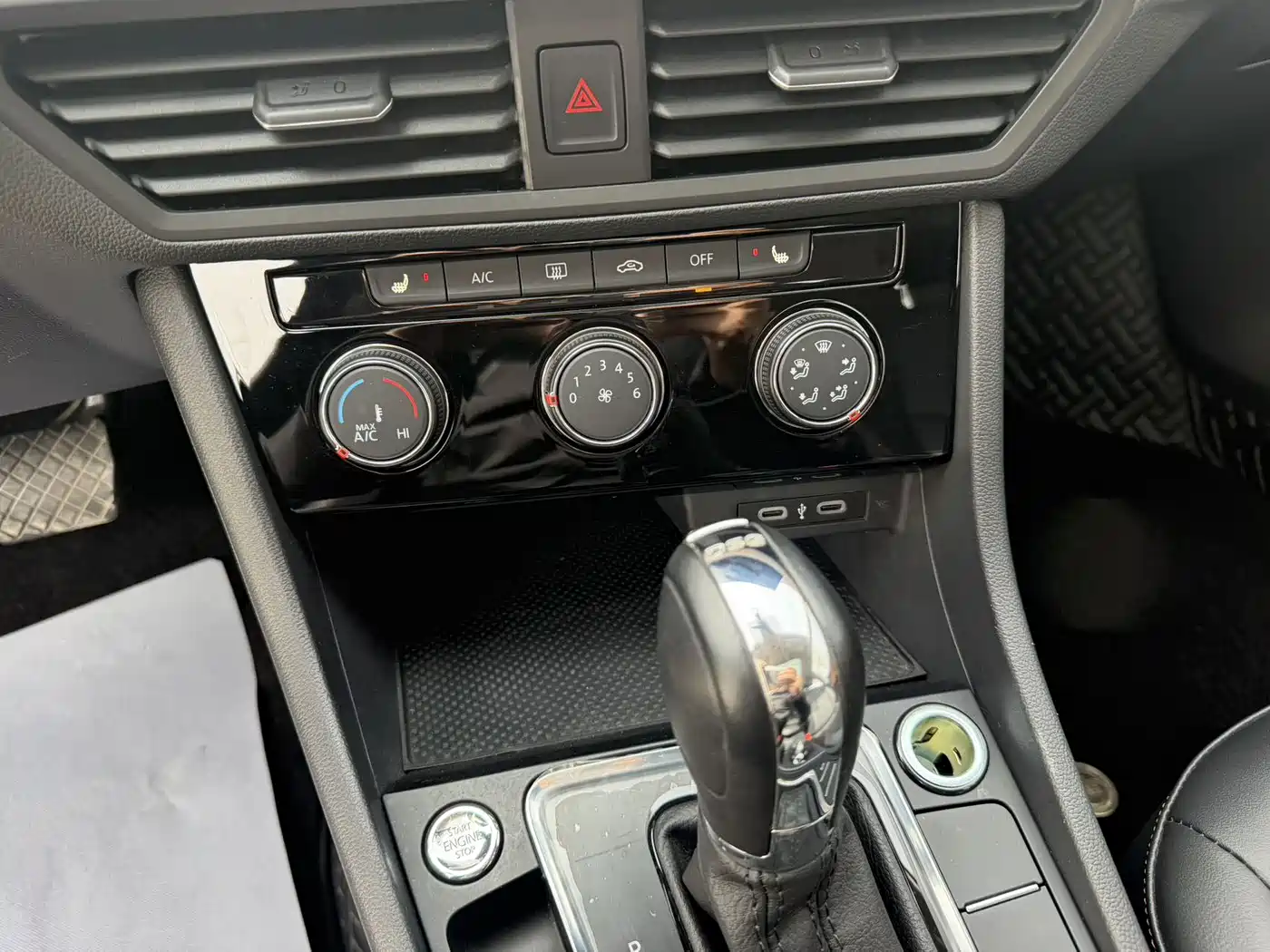 Volkswagen Bora 2023 200TSI DSG Smart PRO Edition фото 15