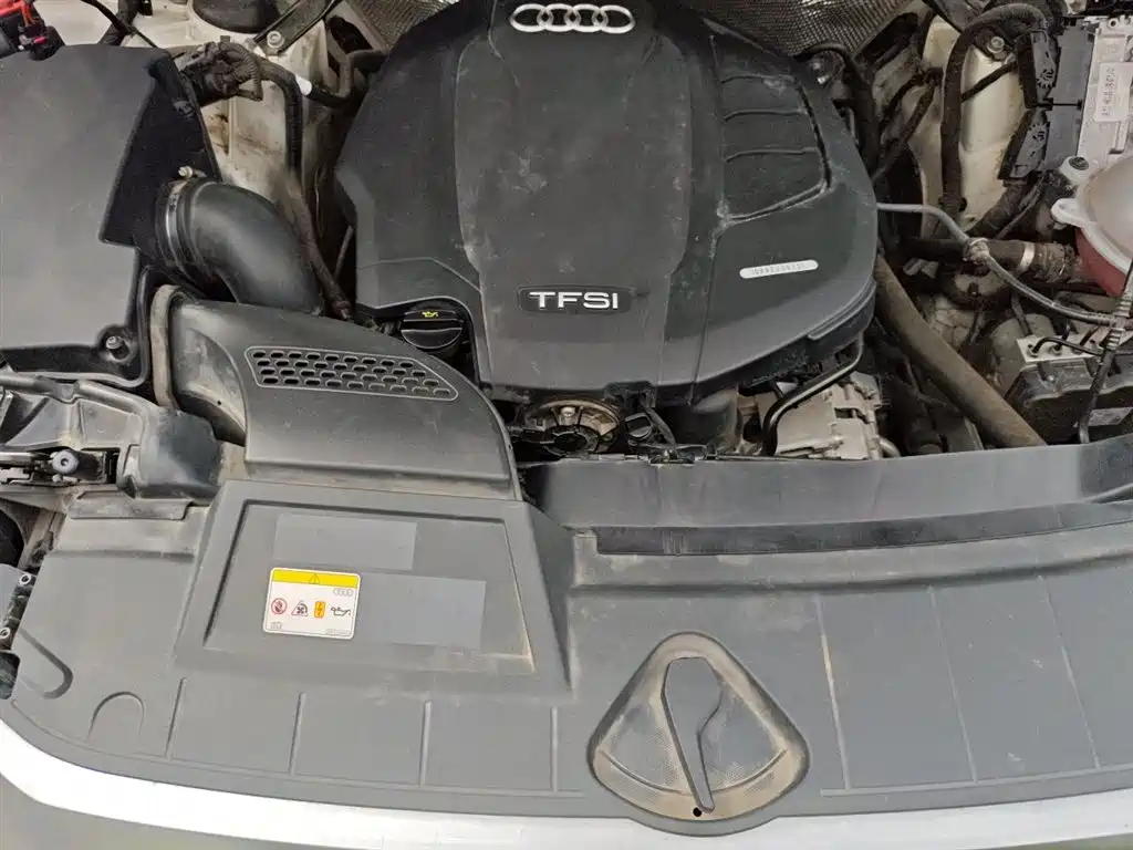 Audi Q5L 2020 Facelift 40 TFSI Honor Fashion фото 21