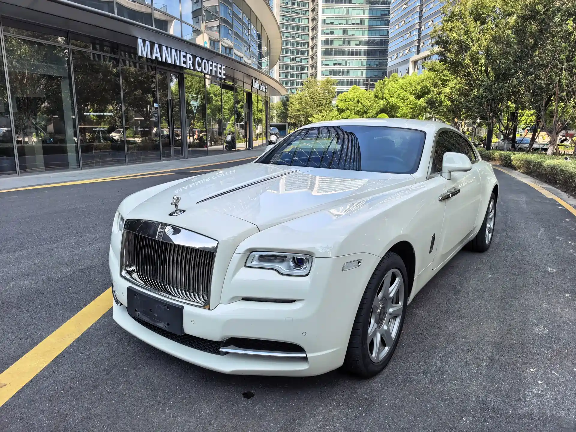 صورة 3 - Rolls-Royce Wraith