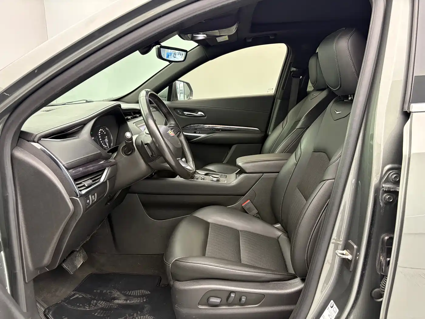 Cadillac XT4 2018 Model 28T 2WD Technology фото 8