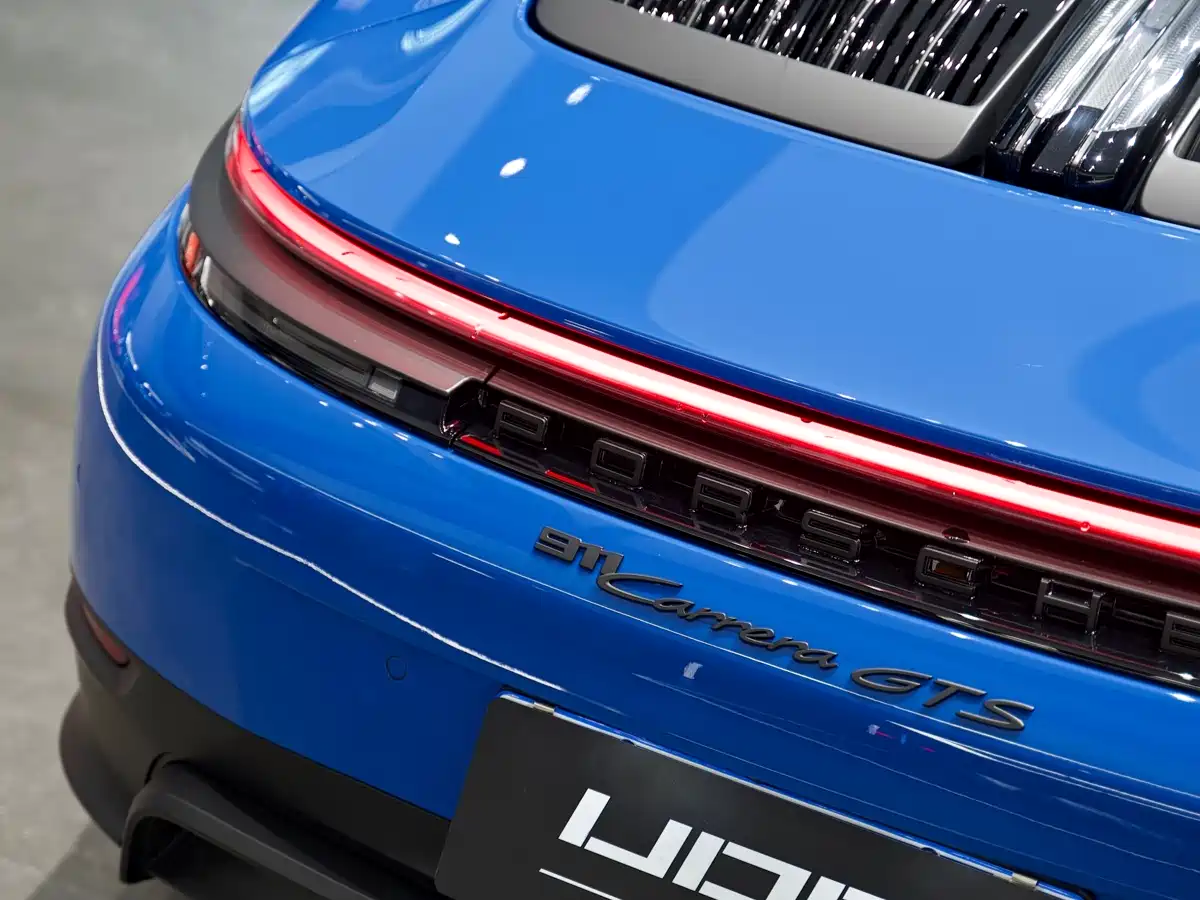 Porsche 911 2026 Carrera GTS 3.6T фото 13