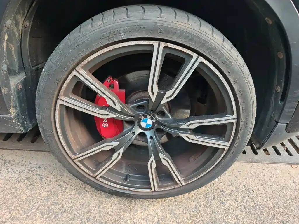 Фото 8 - BMW X6
