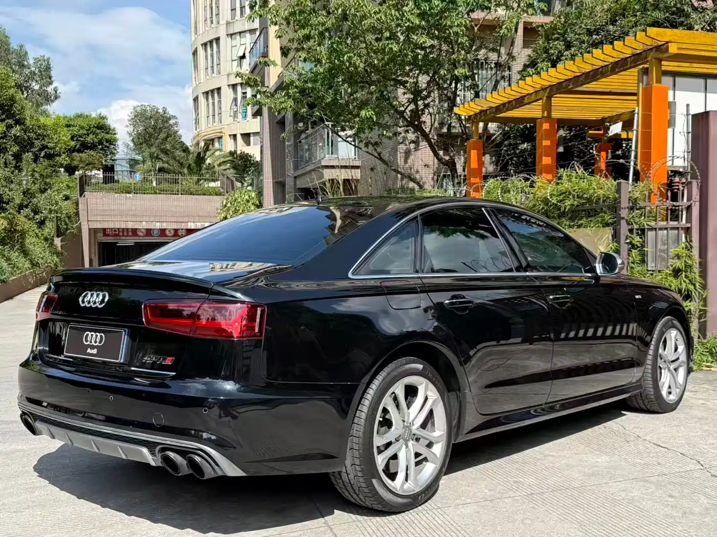 Audi S6 2016 S6 4.0TFSI фото 4