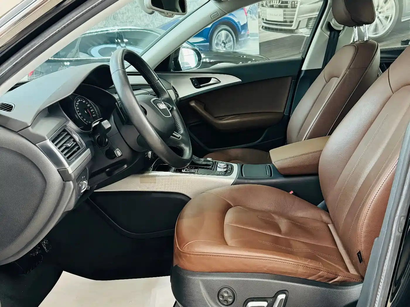 Audi A6L 2018 30th Anniversary 35 TFSI Fashion фото 9