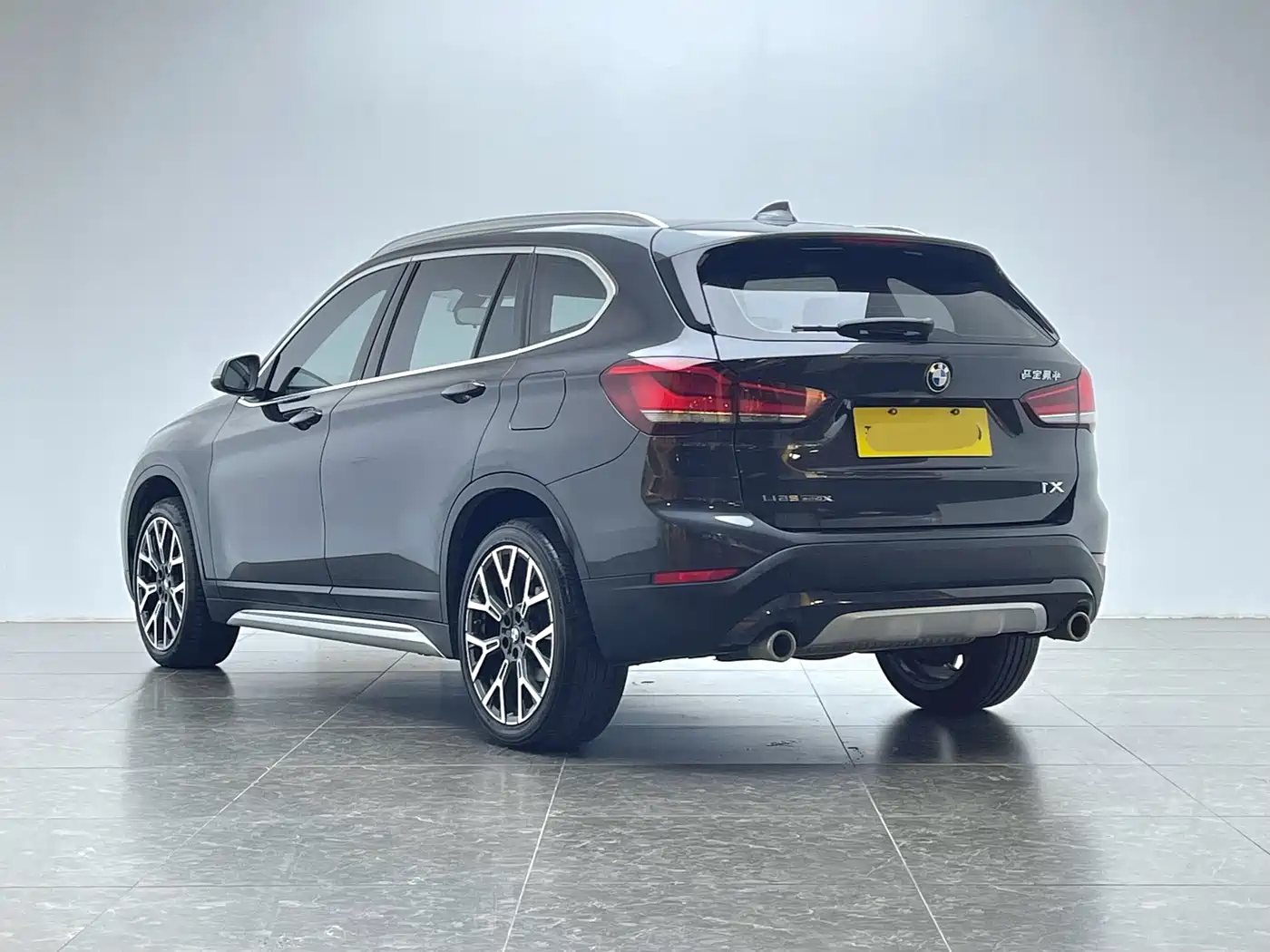 BMW X1 2021 xDrive25Li Exclusive фото 20