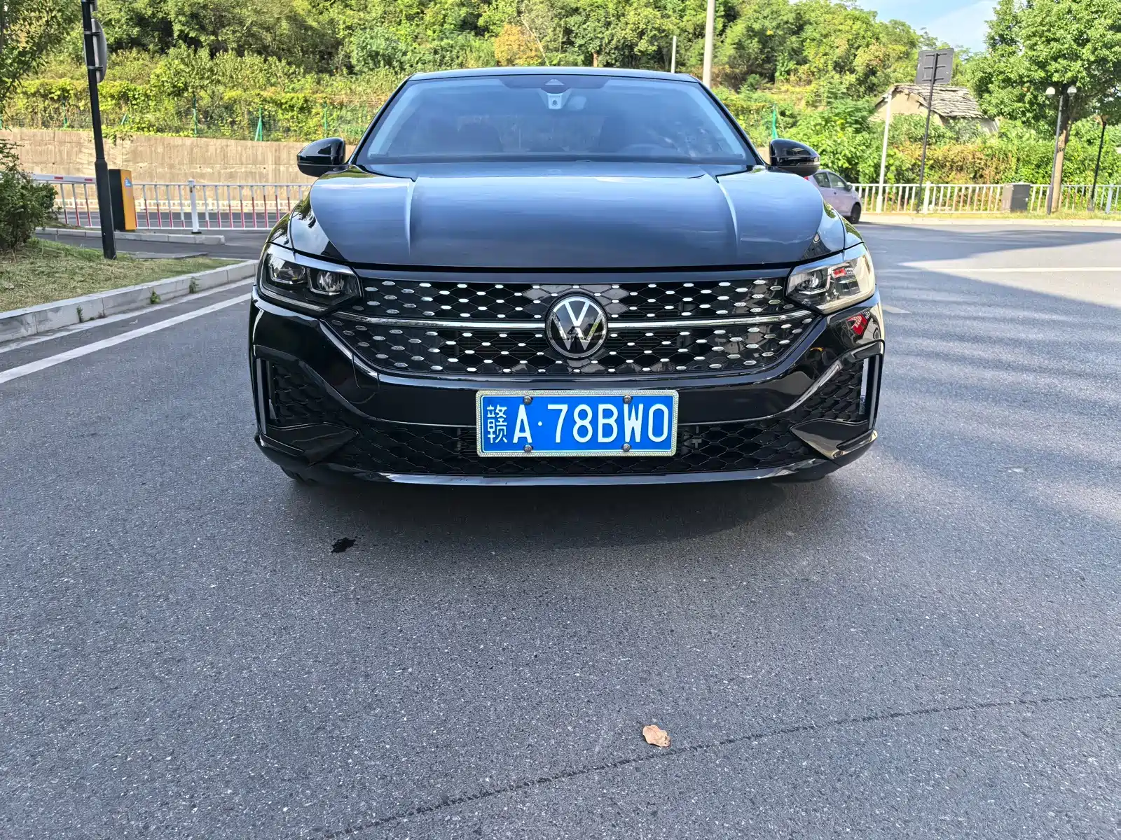 Photo 2 - Volkswagen Lavida