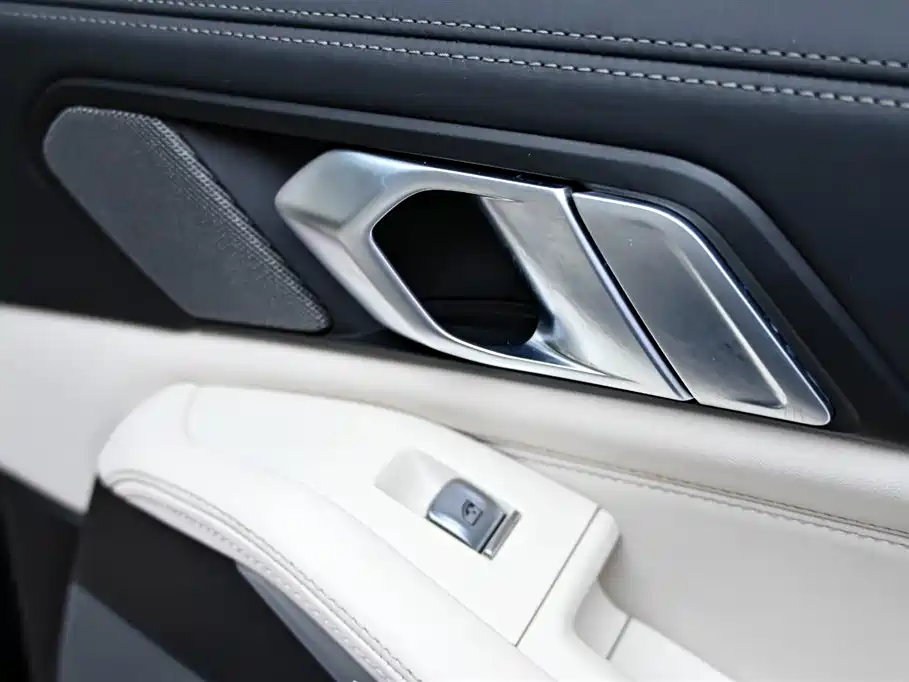 BMW X7 2022 xDrive40i Exclusive M Sport Package фото 27