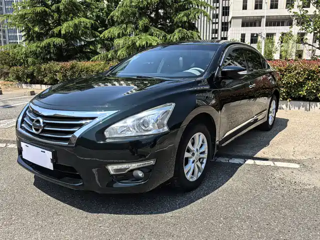 Nissan Teana 2015 2.0L XL-Sporty Champions League Sport Edition