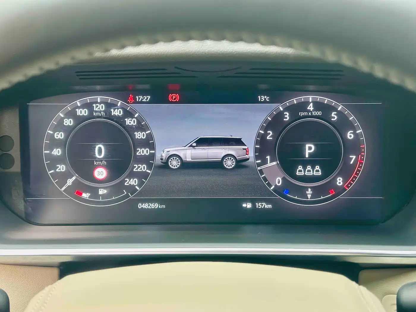 Land Rover Range Rover 2021 3.0 L6 Heritage Extended Classic Edition фото 11
