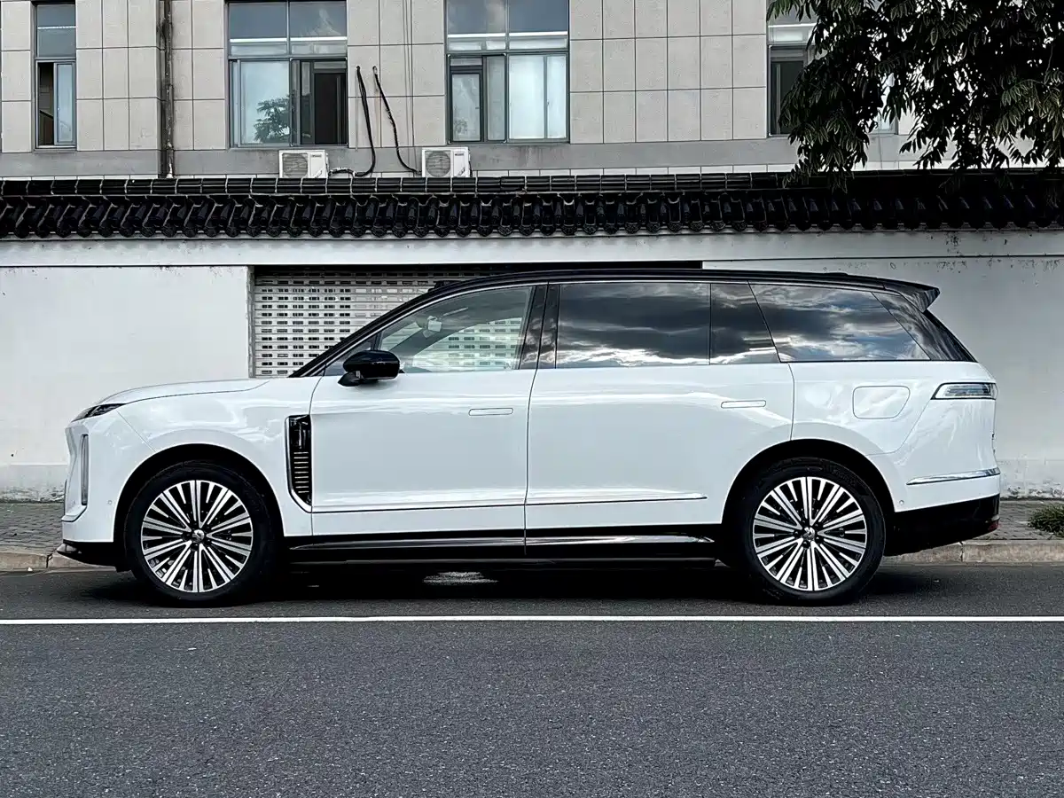 NIO ES9 2026