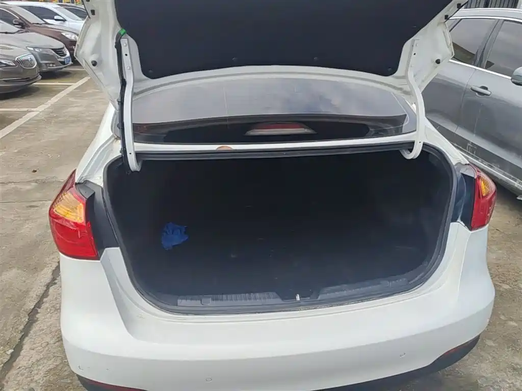 Kia K3 2015 1.6L Automatic GLS фото 19