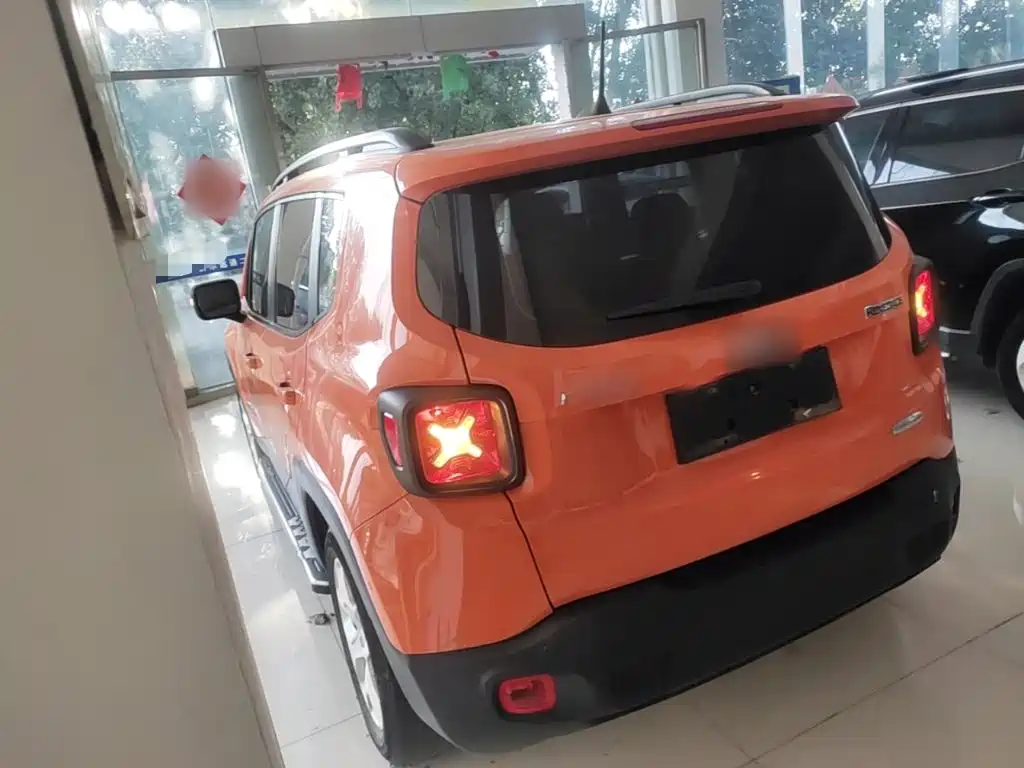 Jeep Renegade 2019 2018 Connected Large Screen Edition 180T Automatic Power