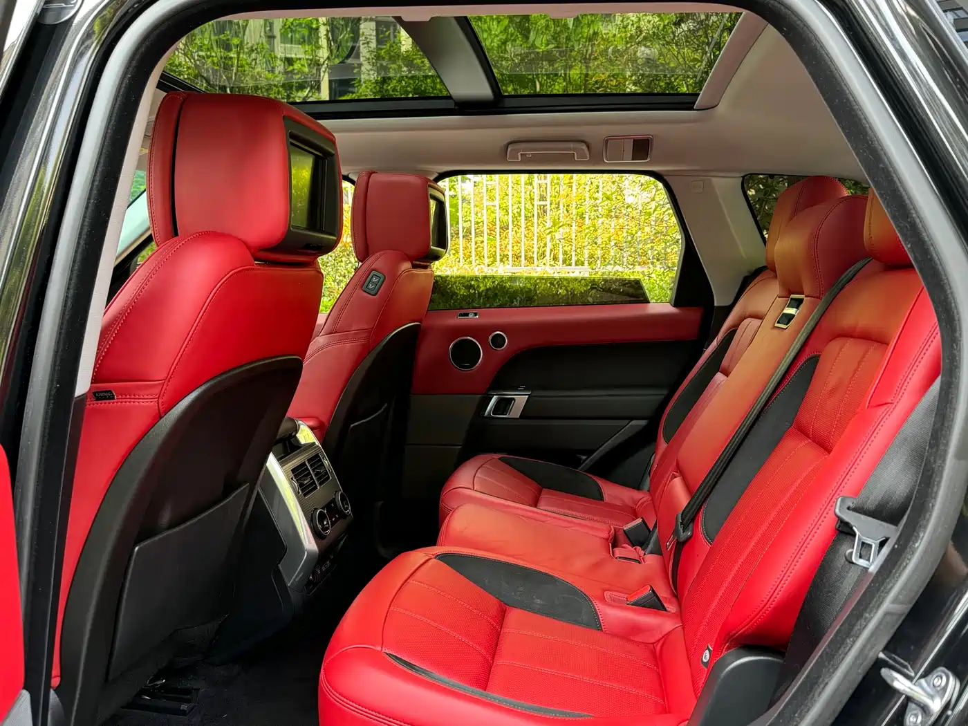 Land Rover Range Rover Sport 2020 3.0 L6 HSE DYNAMIC фото 9