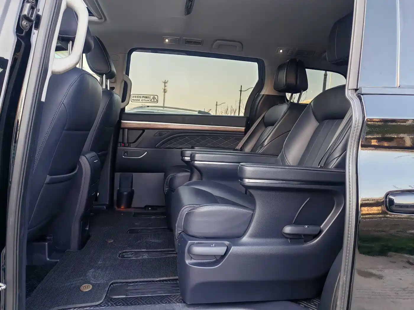GAC Trumpchi Trumpchi M8 2020 Pilot 390T Premium Edition фото 5