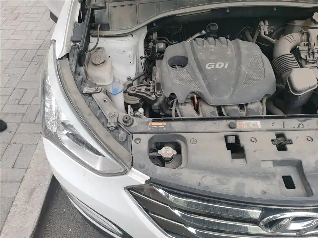 Hyundai Santa Fe 2013 Facelift 2.4L Automatic 4WD Smart фото 20